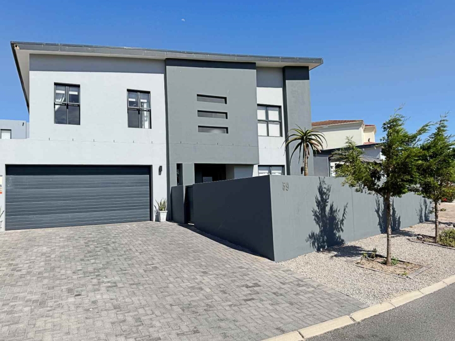 4 Bedroom Property for Sale in Calypso Beach Western Cape